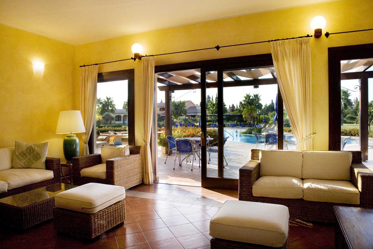 Lantana Resort Hotel img4